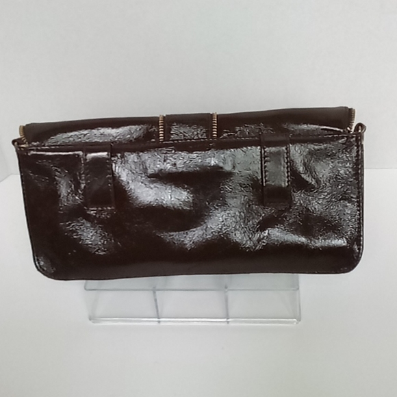 Brown Patent Leather Clutch Bag with Bow and Strap - Picture 4 of 9